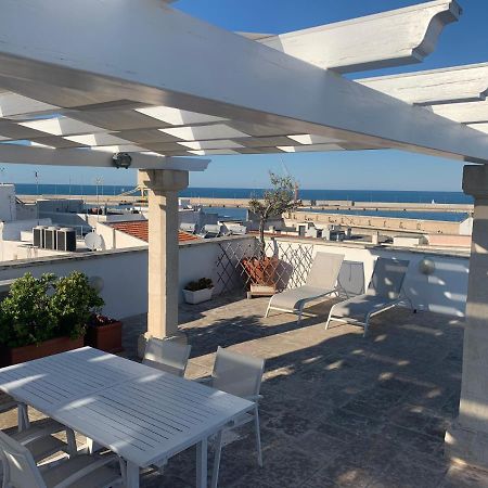 Palazzo Dei Gesuiti Appartamento Con Terrazza Privata モノーポリ エクステリア 写真