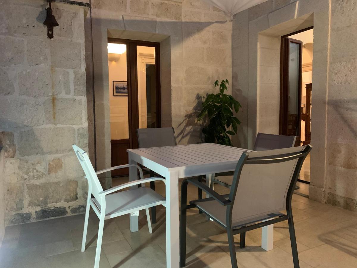 Palazzo Dei Gesuiti Appartamento Con Terrazza Privata モノーポリ エクステリア 写真