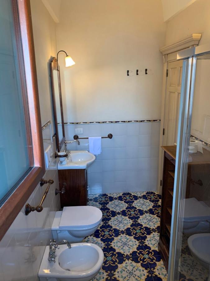 Palazzo Dei Gesuiti Appartamento Con Terrazza Privata モノーポリ エクステリア 写真