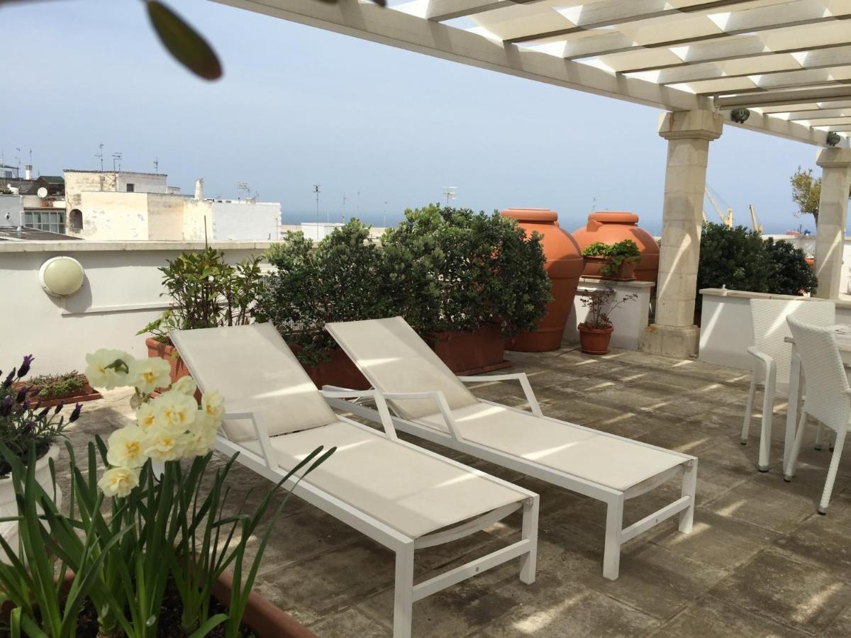 Palazzo Dei Gesuiti Appartamento Con Terrazza Privata モノーポリ エクステリア 写真